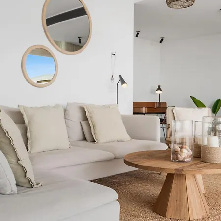 Vivi Homes - Sixsenses Pool, Golf, Patio & Sea View Apartment *