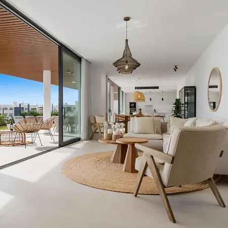Vivi Homes - Sixsenses Pool, Golf, Patio & Sea View * Fuengirola